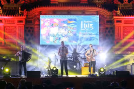 Festival Hue 2022 capta atención de visitantes por actuaciones artísticas