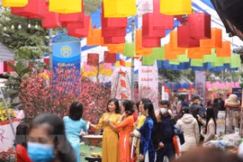 Hanoi recibe a más 105 mil visitantes durante las vacaciones del Año Nuevo Lunar