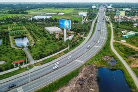 Proponen inversión para autopista que atraviesa Hung Yen