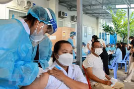 Advierte Camboya sobre aumento de casos de Ómicron