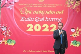 Vietnamitas en Tanzania y Marruecos organizan actividades en saludo al Tet 