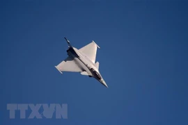 Indonesia compra más aviones de combate