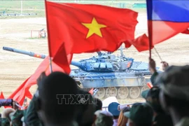 Equipo de tanques de Vietnam dispuesto para las semifinales de Army Games 2022