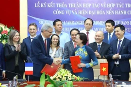 Vietnam y Francia dinamizan cooperación en campo administrativo
