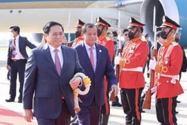 Premier vietnamita inicia visita oficial a Camboya 