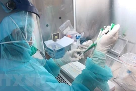 Disminuyen casos diarios del COVID-19 en Vietnam