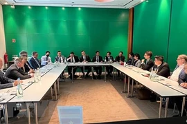 Vietnam asiste a octavo Diálogo sobre Transición Energética en Berlín