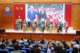 Festival de la Canción de la Amistad Vietnam-Laos impulsa relaciones bilaterales