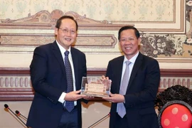 Ciudad Ho Chi Minh y Singapur promueven cooperación en formación de recursos humanos