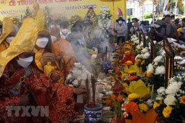 Rinden homenaje a víctimas de accidente en mar vietnamita