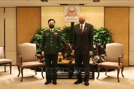 Vietnam y Singapur robustecen cooperación en defensa