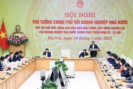 Primer ministro de Vietnam preside una videoconferencia nacional con empresas estatales