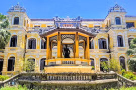 Francia financia proyecto de restauración en Palacio An Dinh 