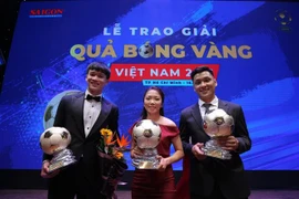 Hoang Duc y Huynh Nhu ganan Balón de Oro de Vietnam 2021