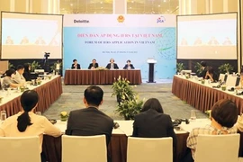 Buscan aplicar normas internacionales de información financiera en Vietnam