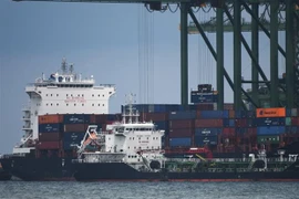 Exportaciones de Singapur aumentaron 12,4 por ciento en mayo