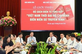 Lanzan colección de libros electrónicos "Vietnam en la era de Ho Chi Minh - Crónicas de televisión"