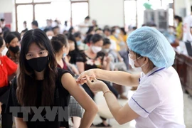 Vietnam registra 489 nuevos casos de COVID-19 este jueves