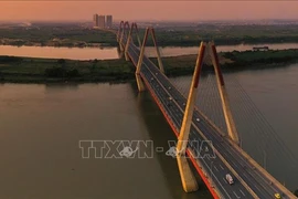 Aprueban resoluciones importantes para promover desarrollo socioeconómico de Hanoi