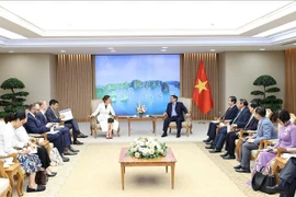 Primer ministro de Vietnam recibe a directora general de la UNESCO
