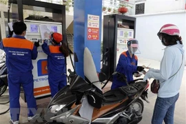Petrolimex apunta a aumentar ingresos consolidados en 2022 en 10 por ciento