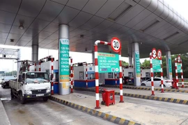 Implementarán cobro electrónico de peajes en autopista Hanoi-Hai Phong en junio