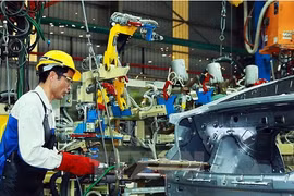 Vietnam mantiene tendencia de recuperación económica en 2022, según académica china 