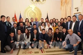 Empresas vietnamitas de logística buscan oportunidades de cooperación en Alemania