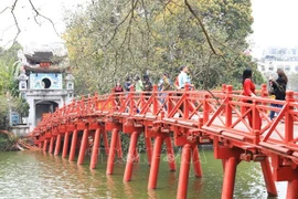 Llegada de turistas a Hanoi se duplica en primeros cinco meses del año