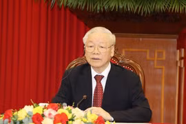 Máximo dirigente partidista vietnamita sostiene conversación telefónica con presidente indonesio