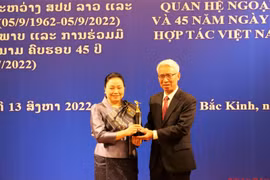Conmemoran aniversario de relaciones Vietnam-Laos en China