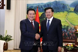 Vietnam apoya desarrollo de Laos, afirma un funcionario