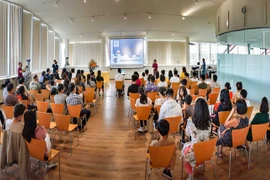 Eventos para dar a conocer el idioma vietnamita en Rumania y Hungría