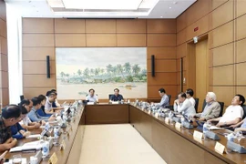 Prosigue Asamblea Nacional de Vietnam debates sobre importantes asuntos