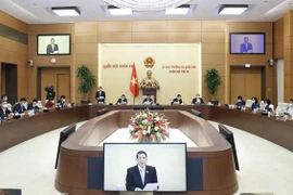 Parlamento vietnamita debate proyecto de ley de radiofrecuencia 