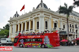 Brindan servicio gratis de bus turístico a delegados de SEA Games 31