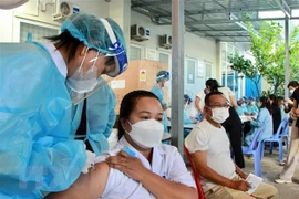 Camboya endurece medidas preventivas contra el COVID-19