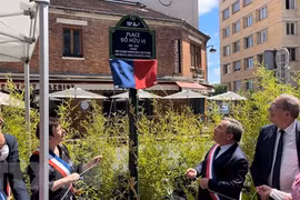 Plaza en París lleva nombre de un vietnamita