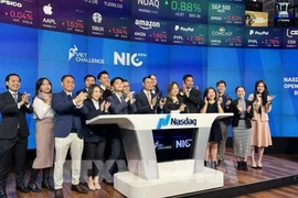Embajador vietnamita toca campana en Nasdaq