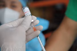 Vietnam registra 826 nuevos casos de COVID-19 este miércoles
