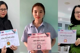 Premian a ganadores del concurso de reportajes sobre violencia de género en Vietnam