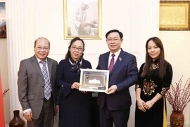 Presidente del Grupo Parlamentario Británico resalta la actual visita del titular legislativo vietnamita 