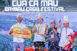 Récord de 69 deliciosos platos elaborados con cangrejo de Ca Mau