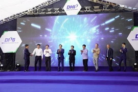 Inauguran fábricas de plástico con tecnología de reciclaje de materiales