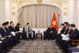 Presidente recibe a destacados grupos económicos de Corea del Sur