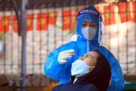 Reporta Vietnam alrededor de 16 mil casos nuevos de COVID-19 y 28 mil recuperados 