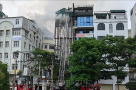 Transmiten condolencias a familias de tres oficiales fallecidos en combate de incendio