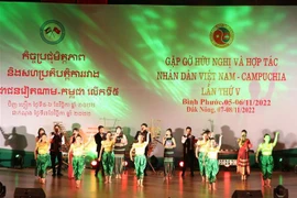 Efectúan quinto encuentro de amistad Vietnam-Camboya 