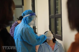 COVID-19: Número de casos nuevos diarios en Vietnam supera 100 mil 