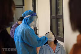 COVID-19: Número de casos nuevos diarios en Vietnam supera 100 mil 